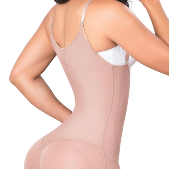 Shapewear - Picture 3 of 6